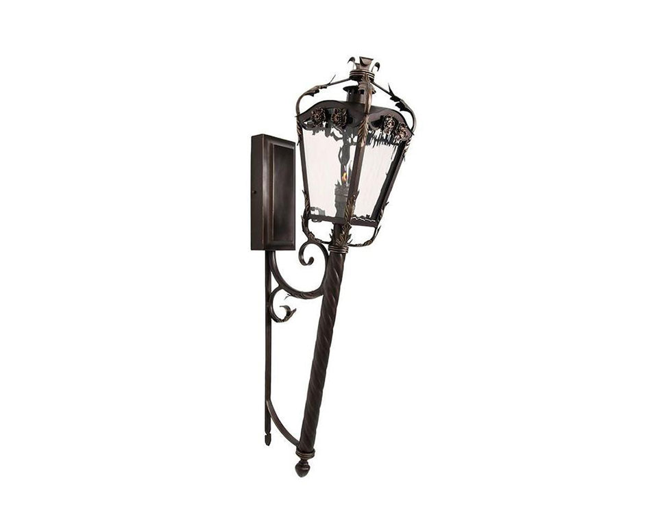 napa-iron-light-torch-wet-area-lighting-outdoor-landscape-08-lights-locations-solara-custom-doors-and_235_572x1088.progressive