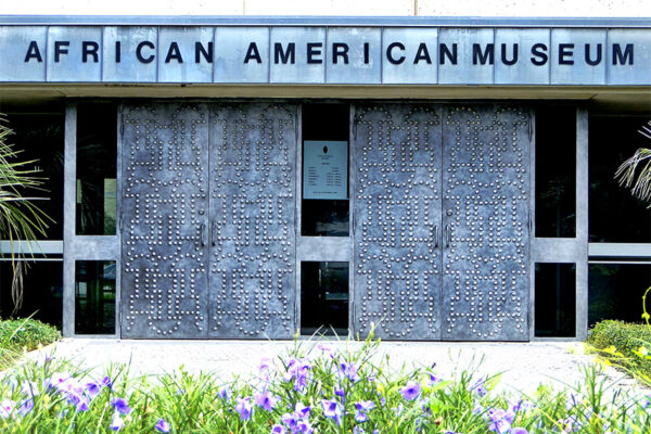 African-Museum-at-Fair-Park-(2)-como-objeto-inteligente-1