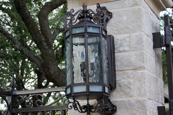 solara-custom-classic-steel-outdoor-lighting-alexandria