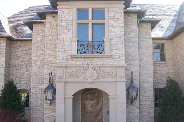 solara-custom-classic-steel-outdoor-lighting-entrance-berlin