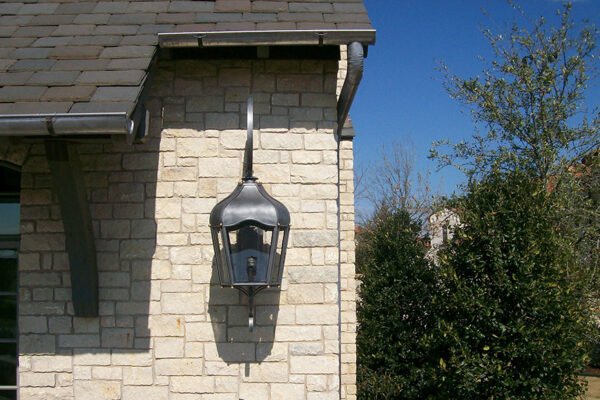 solara-custom-classic-steel-outdoor-lighting-patio-berlin