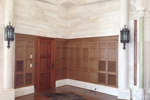 solara-custom-classic-steel-outdoor-lighting-capilla