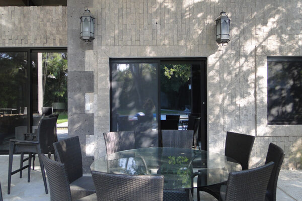 solara-custom-classic-steel-outdoor-lighting-patio-girona