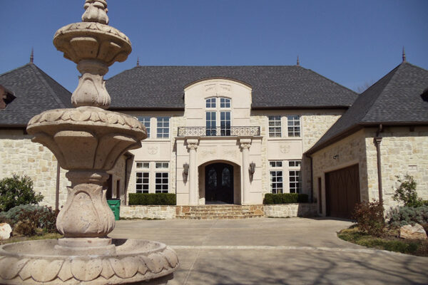 solara-custom-classic-steel-outdoor-lighting-entrance-dresden