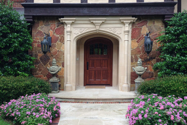 solara-custom-classic-steel-outdoor-lighting-entrance-gibraltar