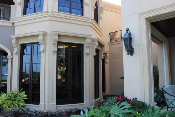 solara-custom-classic-steel-outdoor-lighting-patio-opryland