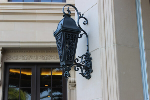 solara-custom-classic-steel-outdoor-lighting-patio-opryland