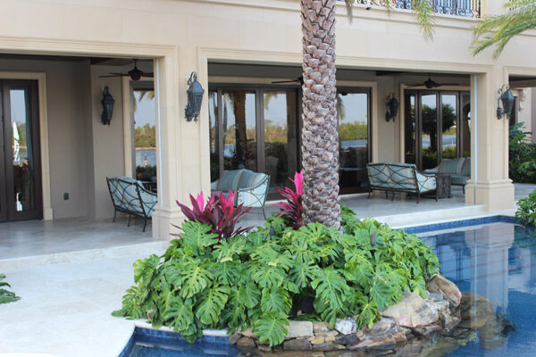 solara-custom-classic-steel-outdoor-lighting-patio-opryland