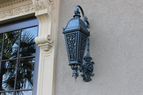 solara-custom-classic-steel-outdoor-lighting-patio-opryland