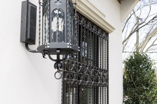 solara-custom-classic-steel-outdoor-lighting-patio-malaga