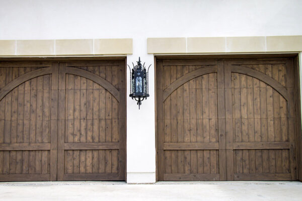 solara-custom-classic-steel-outdoor-lighting-porch-malaga