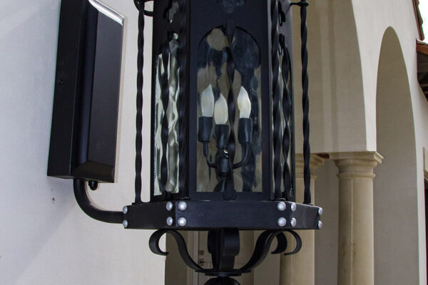 solara-custom-classic-steel-outdoor-lighting-patio-malaga