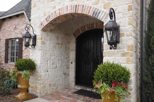 Lynn-Residence-Main-Entry-Steel-Door-16977-(3)