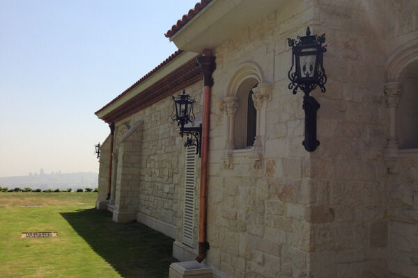 Poblet-classic-iron-doors-custom-outdoor-lighting-architectural-doors-ralings-(29)