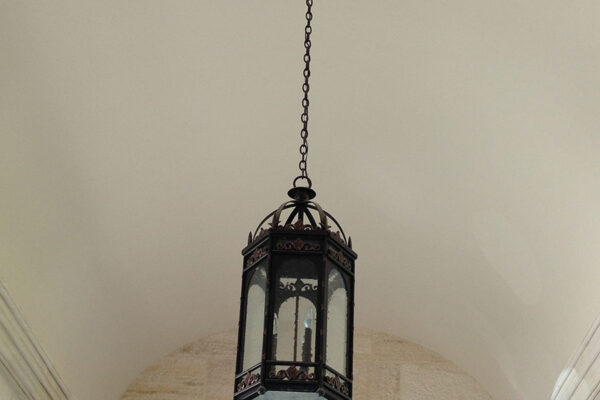 Poblet-classic-iron-doors-custom-outdoor-lighting-architectural-doors-ralings (47)