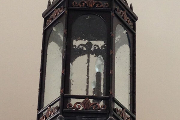 Poblet-classic-iron-doors-custom-outdoor-lighting-architectural-doors-ralings (49)