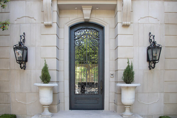 solara-custom-classic-steel-outdoor-lighting-foyer-napa-cast