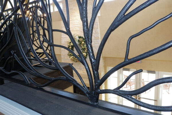 Ronald-McDonald-House-Steel-Commerical-Vine-Doors-Lighting-Railings-(43)-como-objeto-inteligente-1