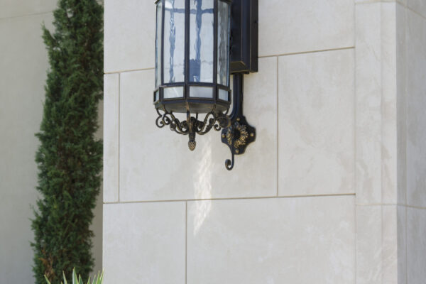 solara-custom-classic-steel-outdoor-lighting-alexandria