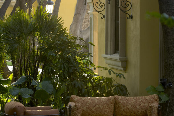 Sicilia-CLA-E-004-classic-outdoor-Steel-Lighting-Santa-Barbara-Residence-(32)