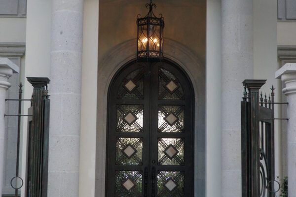 Turin-iron-lighting-fixture-foyer-hall-pendant-entry-kitchen-wrought-iron-door-solara-ligthinG-D009-043-EL--(4)