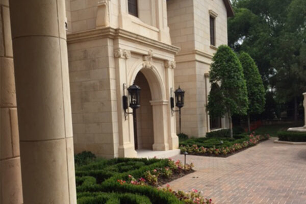 Valentia-iron-lighting-fixture-foyer-hall-pendant-entry-kitchen-solara-ligthing-C007-083-EG-(8)