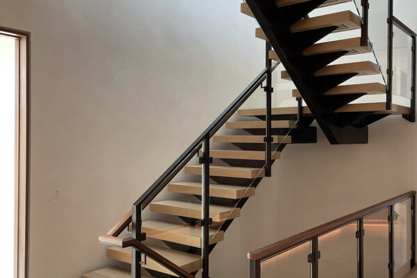1-Interior-Floating-Stairs-and-Glass-Railing-(5)