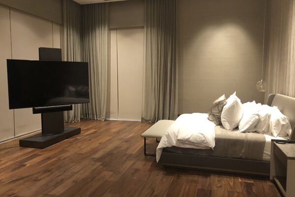 6-Akumal-Residence-Steel-TV-Custom-Pedestal-(2)