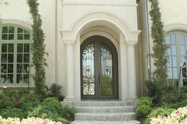 1-Noble---6402-Shady-Oaks