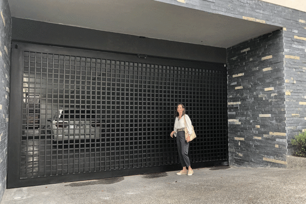 4-Suchiate-Residence-Barragan-MOD-S3-086-Steel-Door-Front-Entry-(10)