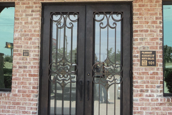 5-Grace-classic-wrought-iron-doors-contemporary-steel-doors-solara-doors-lighting-CLA_S4010-(18)