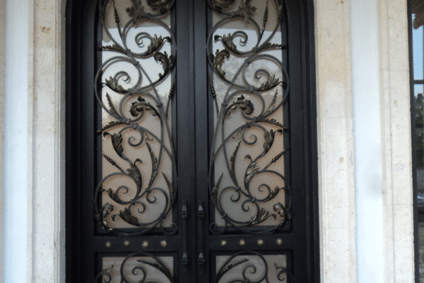 5-Zarza-classic-wrought-iron-doors-contemporary-steel-doors-solara-doors-lighting-CLA-S4070-(4)