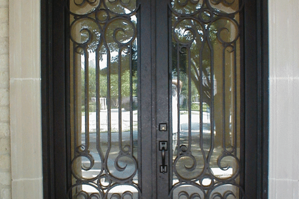 Coral-classic-wrought-iron-doors-contemporary-steel-doors-solara-doors-lighting-CLA-S3012