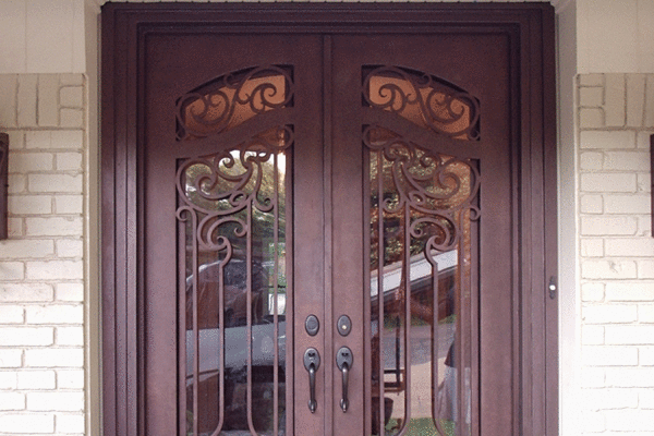 Crescent-classic-wrought-iron-doors-contemporary-steel-doors-solara-doors-lighting-CLA-S3043-(9)