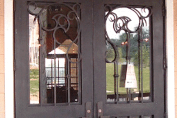 Handtrail-classic-wrought-iron-doors-contemporary-steel-doors-solara-doors-lighting-CLA-S3058-(10)