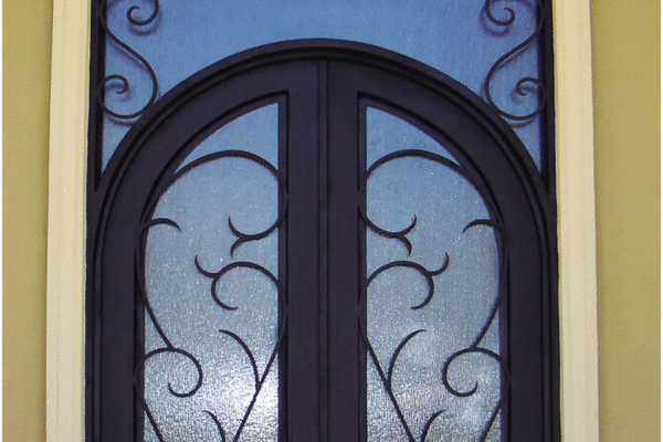 Oliver-classic-wrought-iron-doors-contemporary-steel-doors-solara-doors-lighting-CLA-S1009-(16)