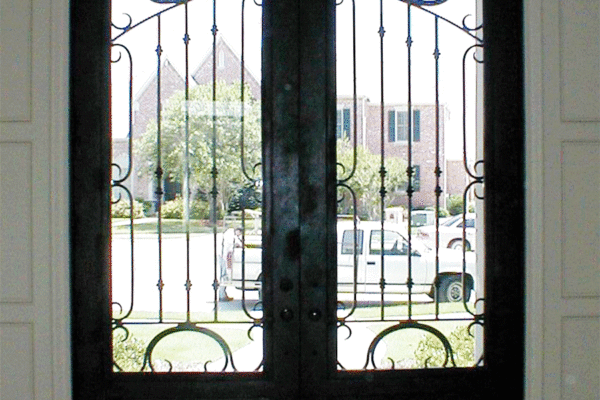 Pueblo-classic-wrought-iron-doors-contemporary-steel-doors-solara-doors-lighting-CLA-S1008-(25)