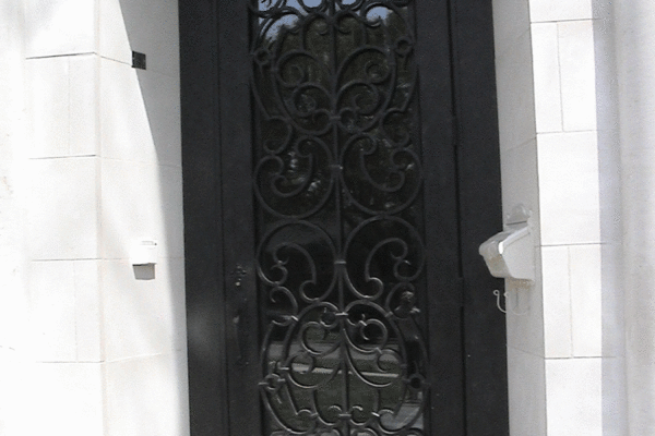 Redwine-classic-wrought-iron-doors-contemporary-steel-doors-solara-doors-lighting-CLA-S4012-(3)