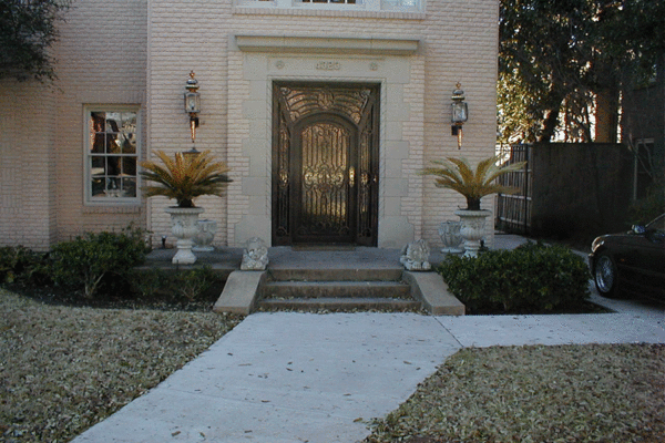 Stratford-classic-wrought-iron-doors-contemporary-steel-doors-solara-doors-lighting-CLA-S3015-(8)