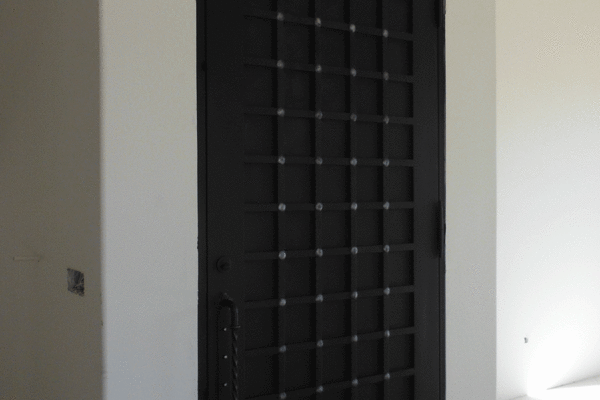 Tavern-classic-wrought-iron-doors-contemporary-steel-doors-solara-doors-lighting-CLA-S4048-(3)