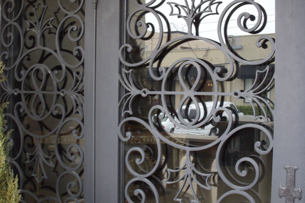 Trinidad-classic-wrought-iron-doors-contemporary-steel-doors-solara-doors-lighting-CLA-S4070-(2)